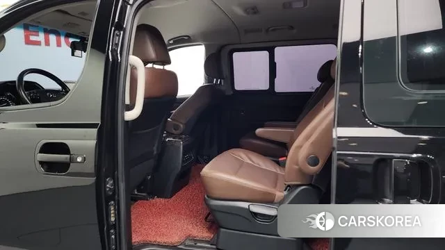 Hyundai The New Grand Starex 2018 Черный из Кореи, фото 2