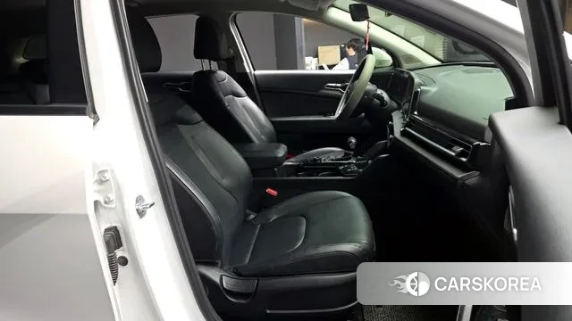 Kia Sportage 5th Generation 2022 Белый из Кореи, фото 2