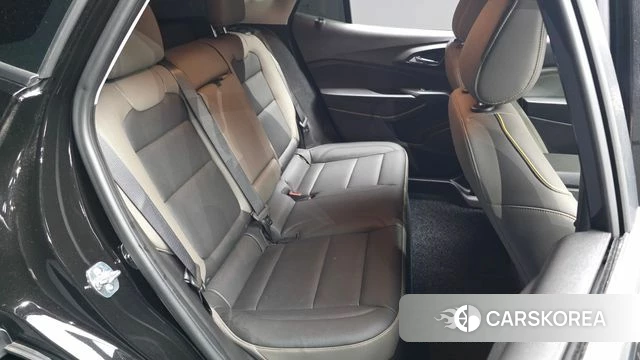 Chevrolet (GM Daewoo) Trax Crossover 2025 Черный из Кореи, фото 2