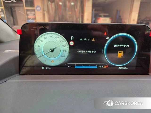 Hyundai Staria 2022 Черный из Кореи, фото 2