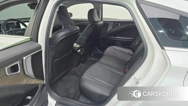 Kia K8 2023 Белый из Кореи, фото 2