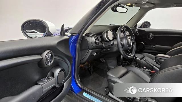 Mini Cooper 2021 Синий из Кореи, фото 2