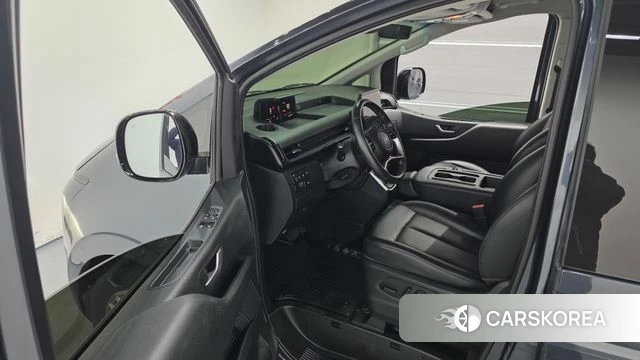 Hyundai Staria 2023 Серый из Кореи, фото 2