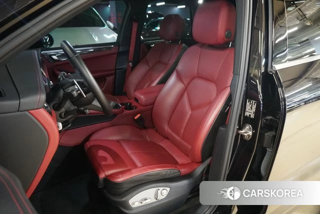 Porsche Macan 2022 Черный из Кореи, фото 2
