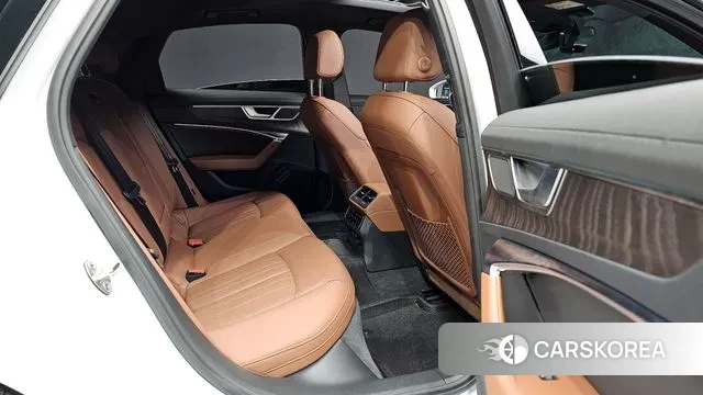 Audi A6 (C8) 2022 Белый из Кореи, фото 2