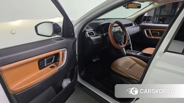 Land Rover Discovery Sports 2018 Белый из Кореи, фото 2
