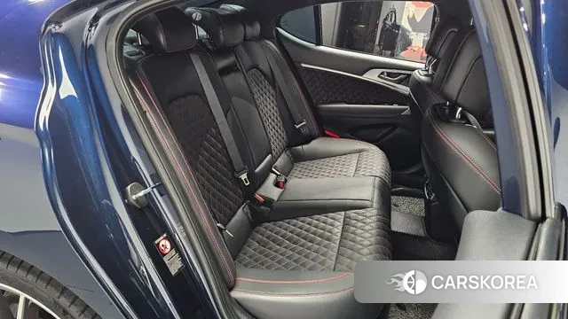 Genesis G70 2018 Синий из Кореи, фото 2