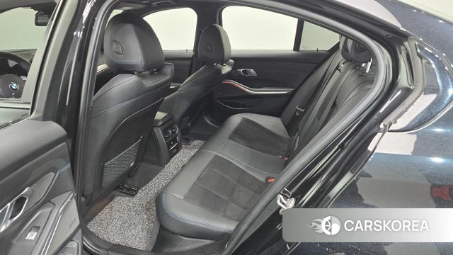 BMW 3 Series (G20) 2021 Черный из Кореи, фото 2