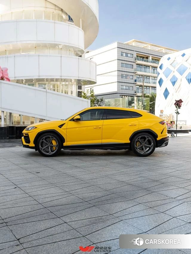 Lamborghini Urus 2023 Желтый из Китая, фото 2