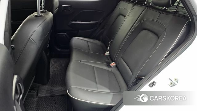 Hyundai Venue 2021 Белый из Кореи, фото 2