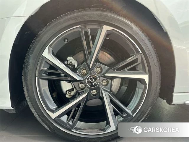 Audi A3 2024 Белый из Китая, фото 2