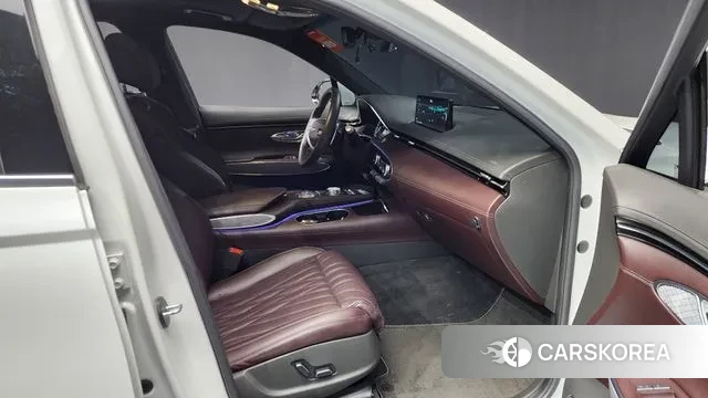 Genesis GV70 2021 Белый из Кореи, фото 2