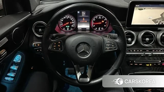 Mercedes-Benz GLC-Class X253 2019 Белый из Кореи, фото 2