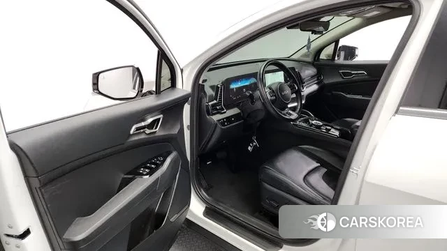 Kia Sportage 5th Generation Hybrid 2021 Белый из Кореи, фото 2