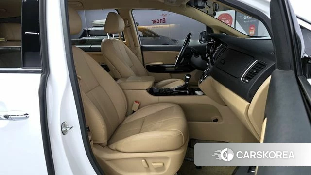 Kia The New Carnival 2018 Белый из Кореи, фото 2