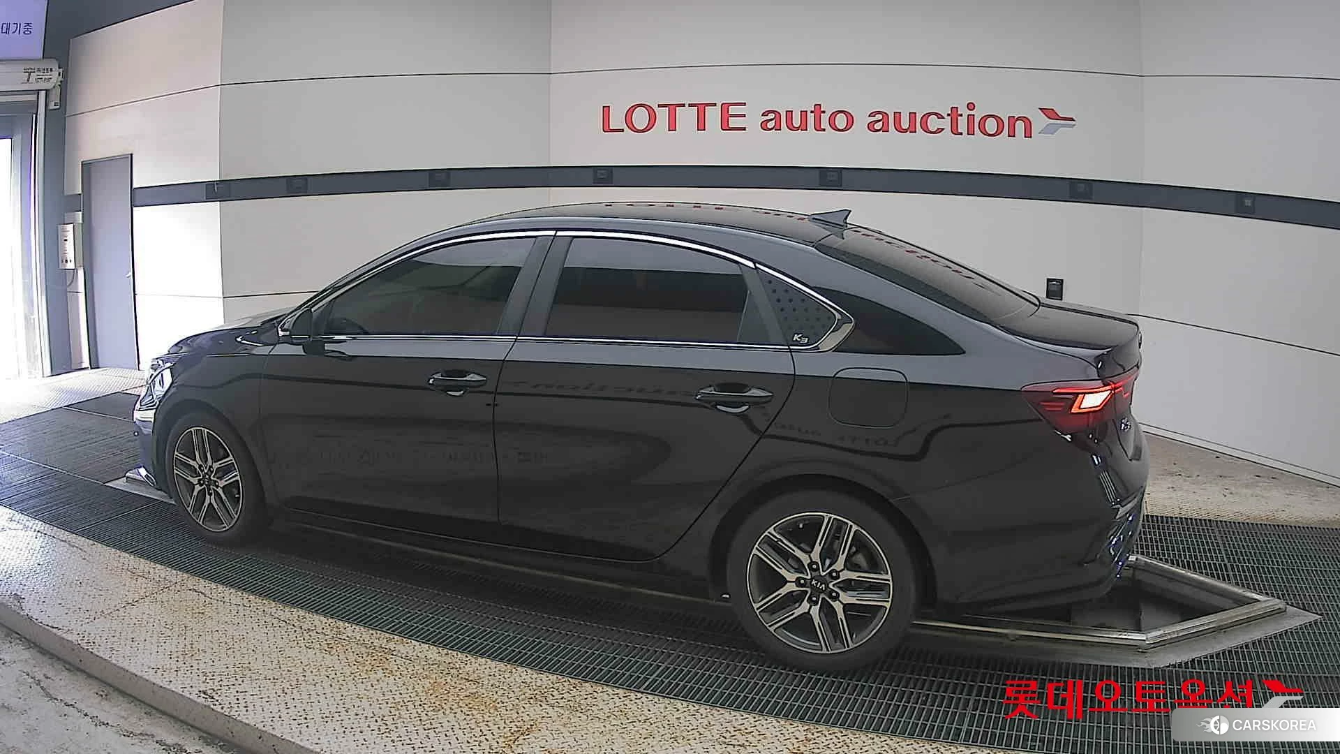 Kia K3 2019 Черный из Кореи, фото 2