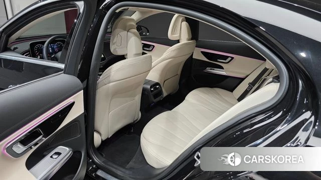 Mercedes-Benz E-Class W214 2025 Черный из Кореи, фото 2
