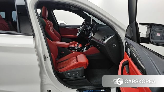 BMW X4M (G02) 2025 Белый из Кореи, фото 2