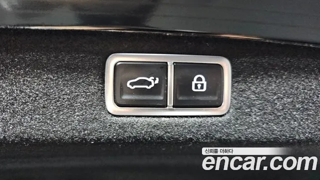 Hyundai Grandeur (GN7) id 2639406 из Кореи 2