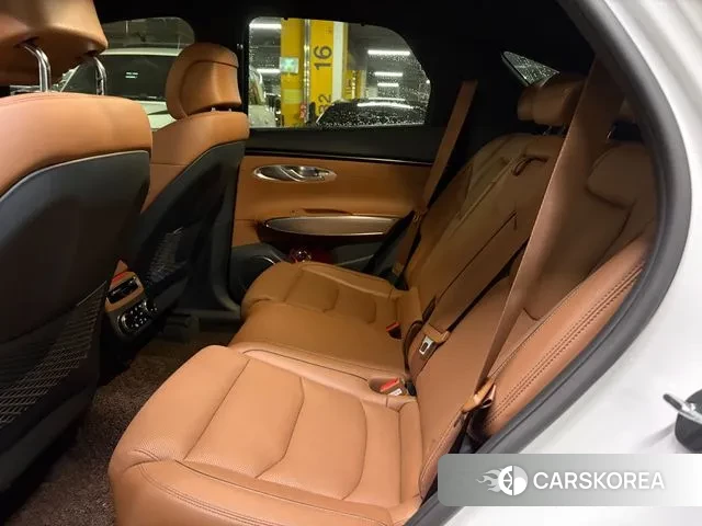 Genesis GV70 2021 Белый из Кореи, фото 2