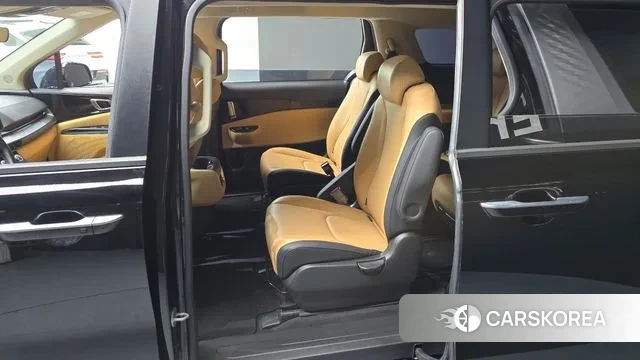 Kia Carnival 4th generation 2021 Черный из Кореи, фото 2