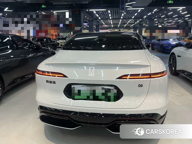 Avita 06 2025 Белый из Китая, фото 2