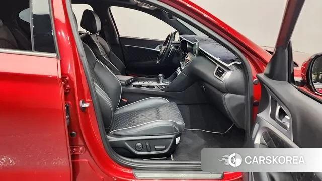 Genesis G70 2018 Красный из Кореи, фото 2