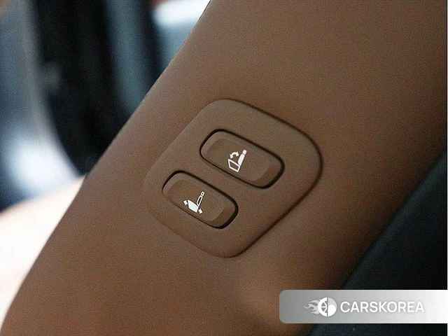 Genesis GV70 2023 Черный из Кореи, фото 2