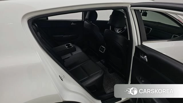 Kia Sportage The Bold 2021 Белый из Кореи, фото 2