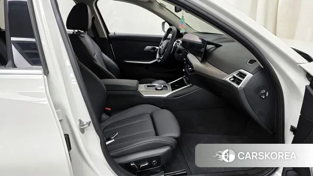 BMW 3 Series (G20) 2024 Белый из Кореи, фото 2