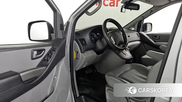 Hyundai The New Grand Starex 2018 Серебряный из Кореи, фото 2