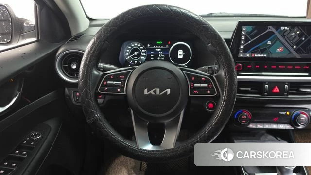 Kia The New K3 2nd generation 2021 Белый из Кореи, фото 2