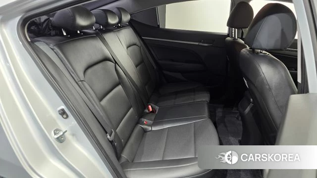 Hyundai Avante AD 2018 Серебряный из Кореи, фото 2