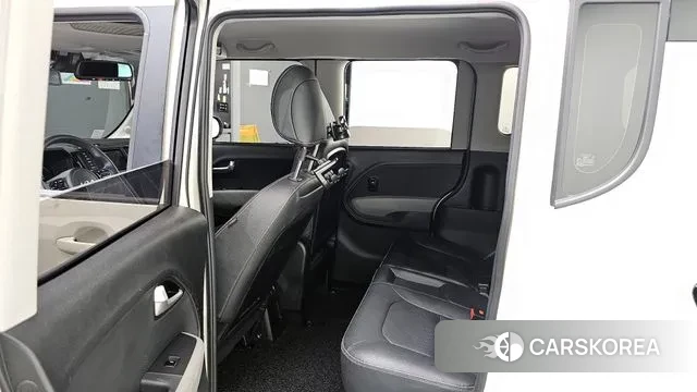 Kia The New Kia Ray EV 2024 Жемчужный цвет из Кореи, фото 2