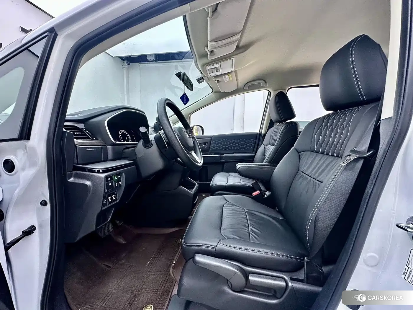 Honda Odyssey 2024 Белый из Китая, фото 2