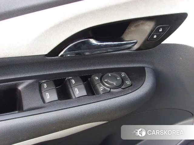 Chevrolet (GM Daewoo) Bolt EV 2018 Белый из Кореи, фото 2