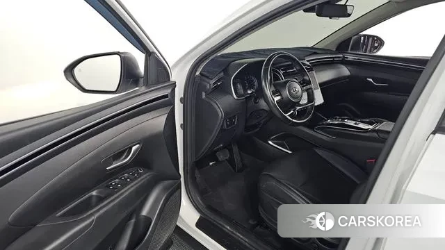 Hyundai Tucson (NX4) 2022 Белый из Кореи, фото 2