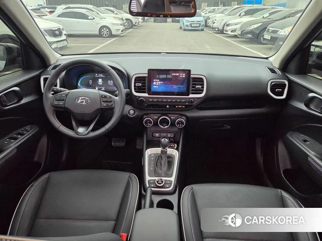 Hyundai Venue 2025 Серебристо-серый из Кореи, фото 2