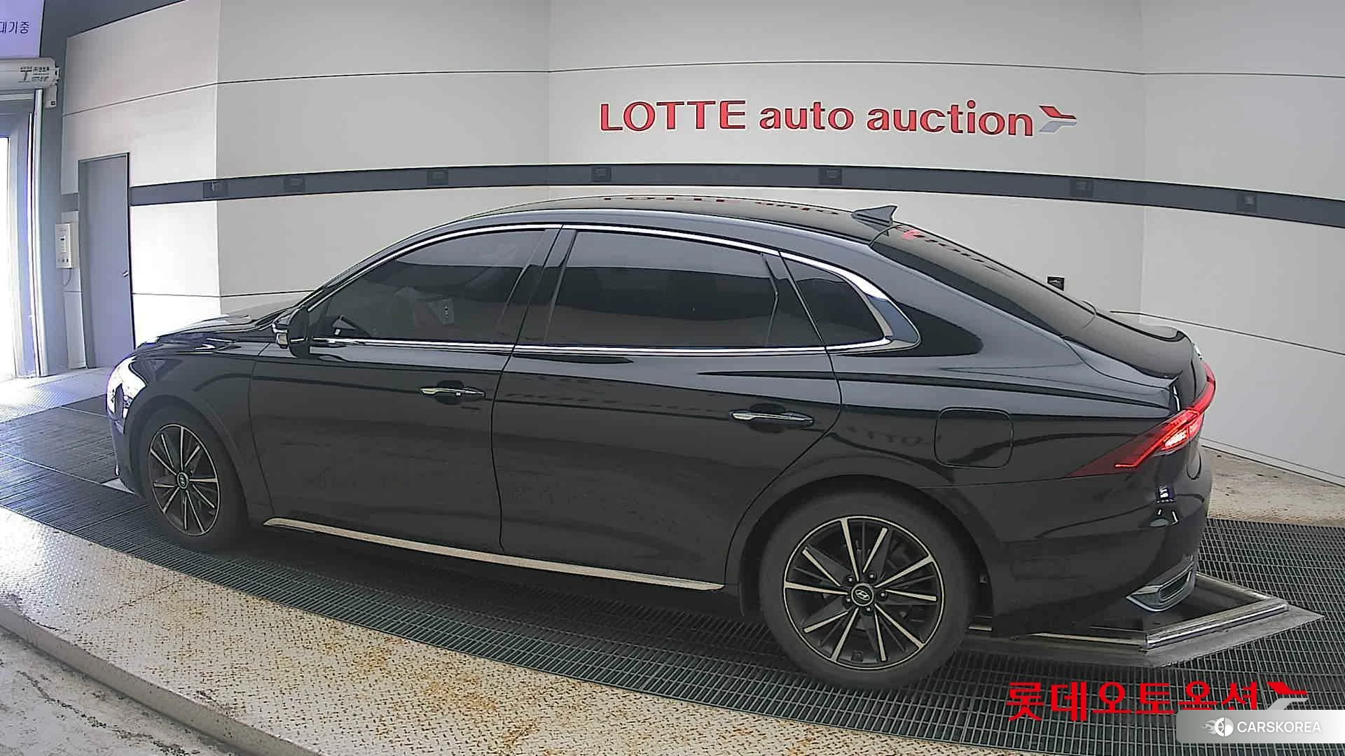 Hyundai Grandeur 2021 Midnight Black из Кореи, фото 2