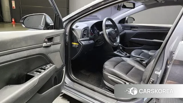 Hyundai Avante AD 2018 Черный из Кореи, фото 2