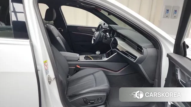 Audi A6 (C8) 2022 Белый из Кореи, фото 2