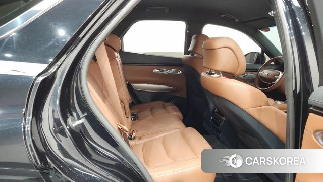 Genesis GV70 2021 Черный из Кореи, фото 2