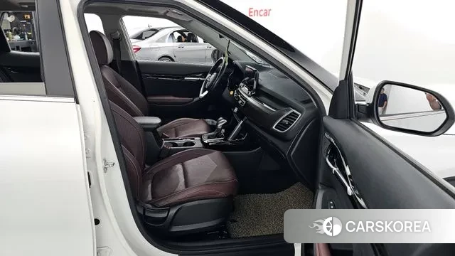 Kia Seltos 2021 Белый из Кореи, фото 2