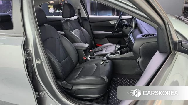 Kia Come New K3 2019 Серебристо-серый из Кореи, фото 2