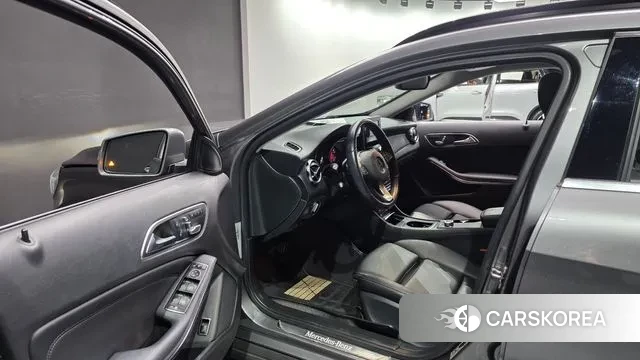 Mercedes-Benz GLA-Class X156 2018 Серый из Кореи, фото 2