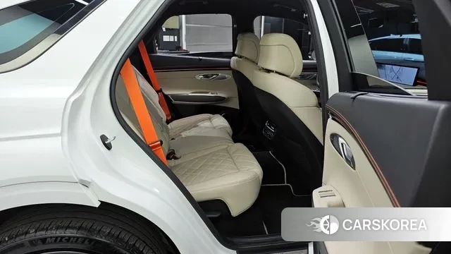 Genesis GV70 2024 Белый из Кореи, фото 2