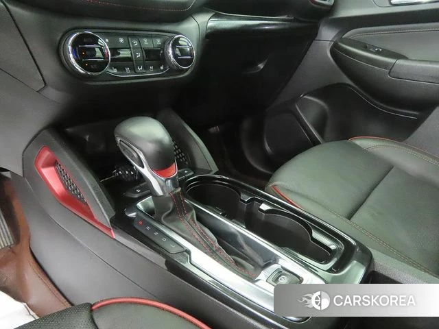 Chevrolet (GM Daewoo) Trailblazer 2023 Белый из Кореи, фото 2