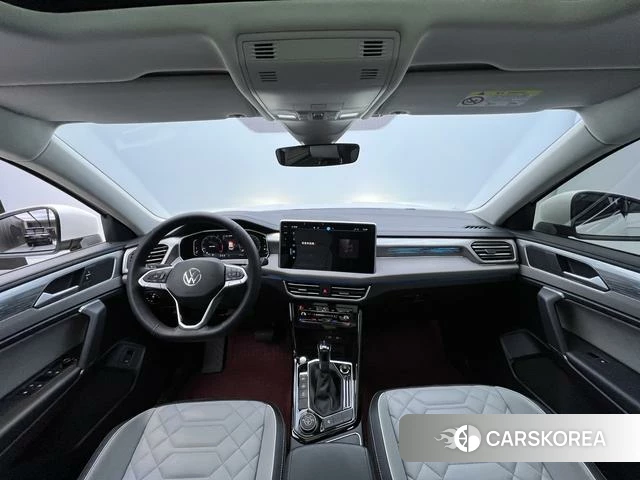 Volkswagen Tanyue 2024 Белый из Китая, фото 2