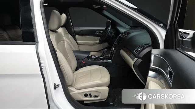 Ford Explorer 2019 Белый из Кореи, фото 2