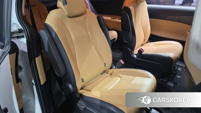 Kia Carnival 4th generation 2021 Белый из Кореи, фото 2